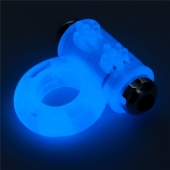 Голубое, светящееся в темноте эрекционное виброкольцо Lumino Play Vibrating Penis Ring - Lovetoy - в Челябинске купить с доставкой