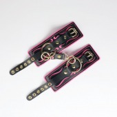 Черные кожаные наручники с розовой строчкой - Crazy Handmade - купить с доставкой в Челябинске