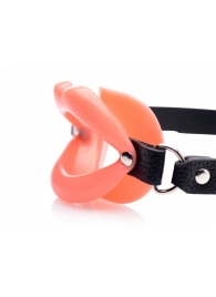 Кляп в форме губ Sissy Mouth Gag - XR Brands - купить с доставкой в Челябинске