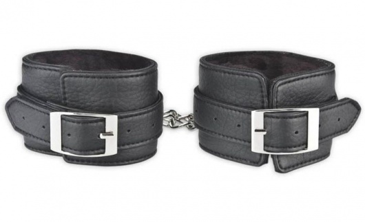 Черные фиксаторы для ног на цепи с мехом внутри - Lux Fetish - купить с доставкой в Челябинске