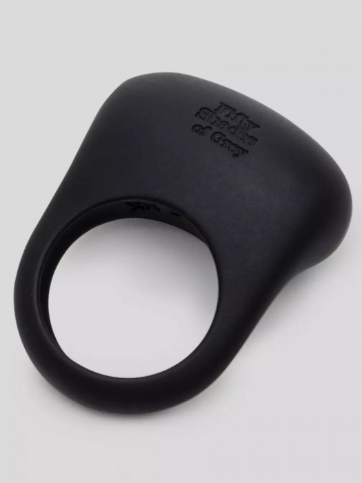Черное эрекционное виброкольцо Sensation Rechargeable Vibrating Love Ring - Fifty Shades of Grey - в Челябинске купить с доставкой